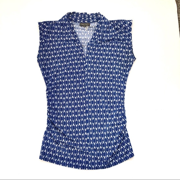 Vince Camuto Tops - Vince Camuto Cinched Waist V Neck Sleeveless Top